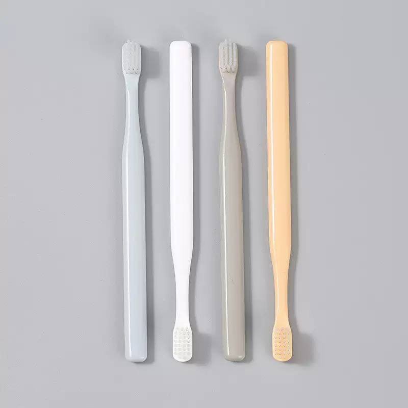 TOOTHBRUSH  (4 IN 1)