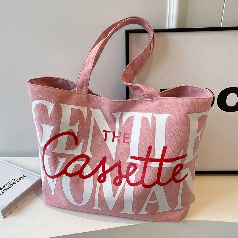 Gentle woman tote bag